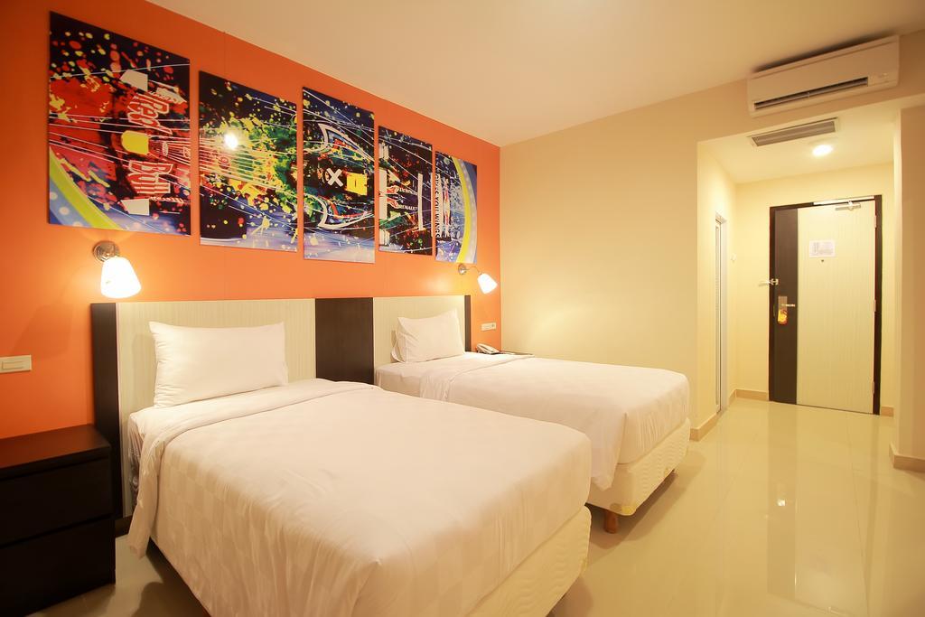 Sinar Sport Hotel Bengkulu Exterior photo